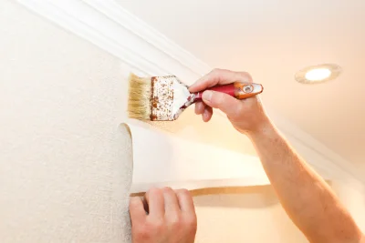 Pose de papier peint à la Haye-de-Routot — revêtements muraux et toiles de verre